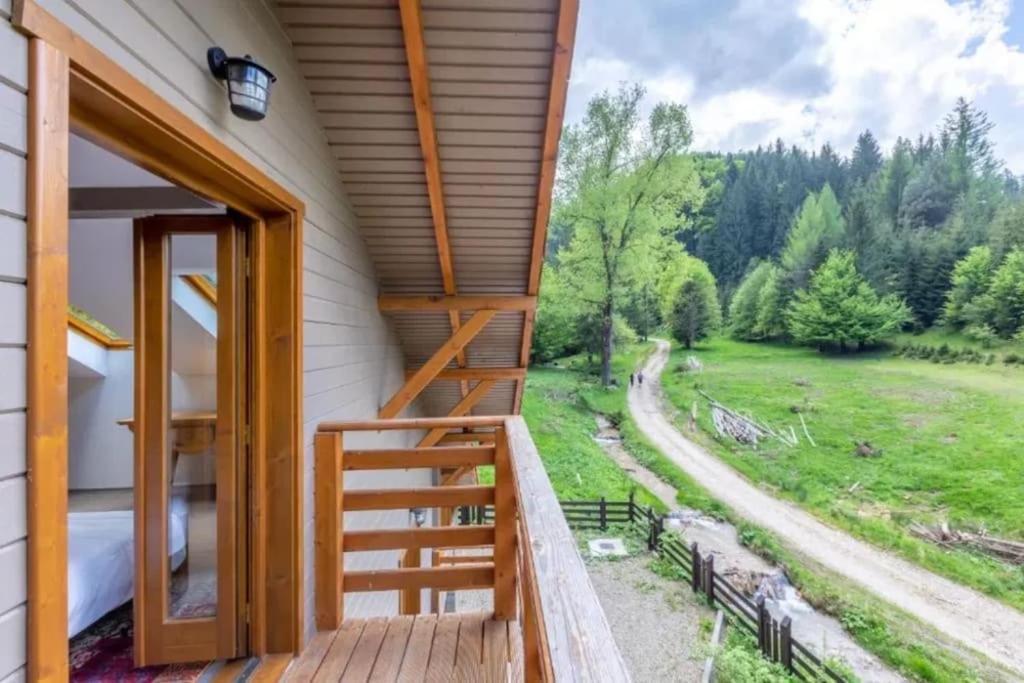 Chiba Chalet Тимишу-де-Жос Экстерьер фото