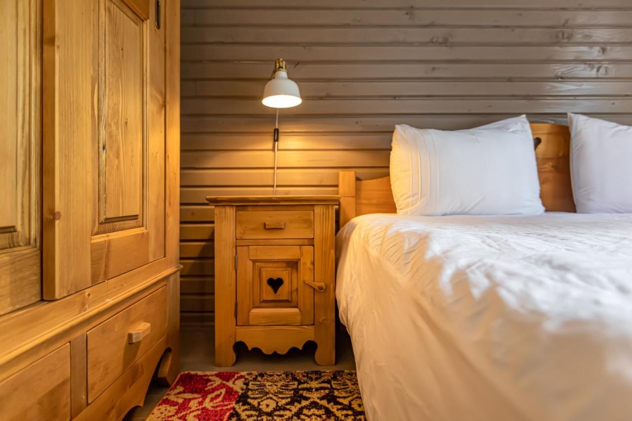 Chiba Chalet Тимишу-де-Жос Экстерьер фото