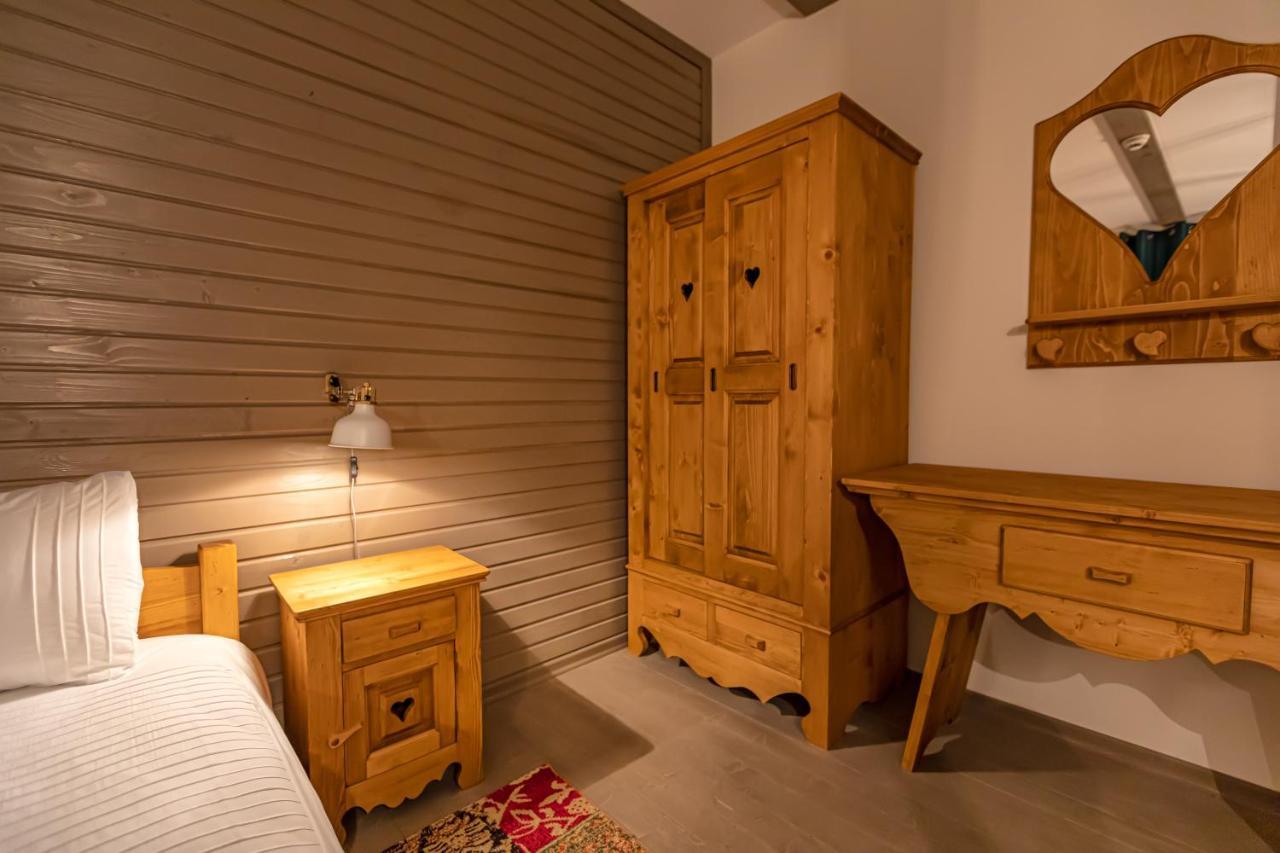 Chiba Chalet Тимишу-де-Жос Экстерьер фото