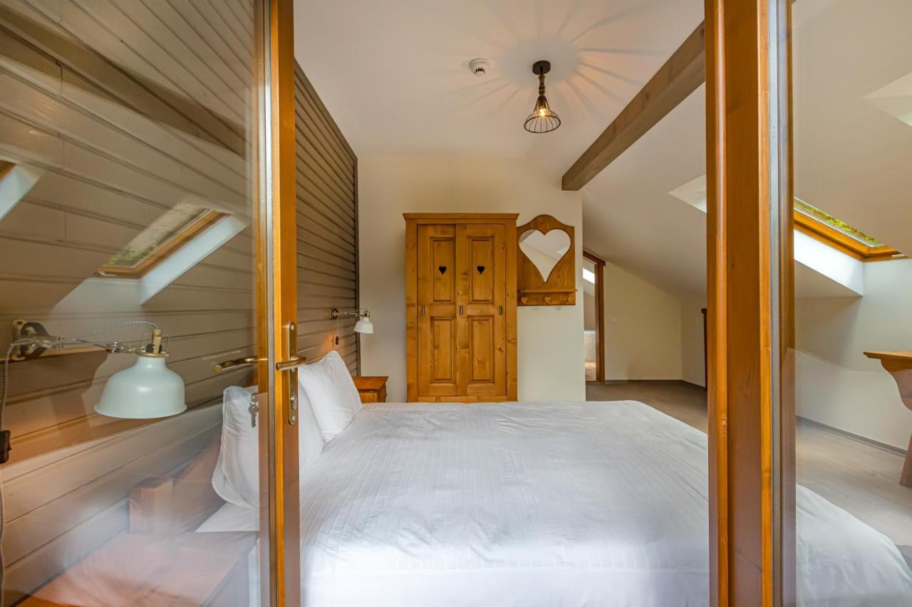 Chiba Chalet Тимишу-де-Жос Экстерьер фото