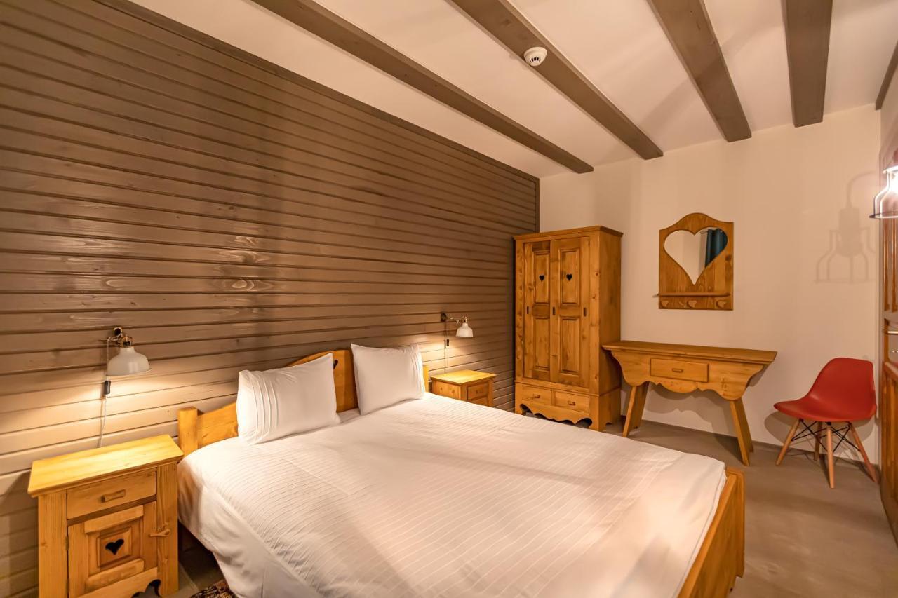 Chiba Chalet Тимишу-де-Жос Экстерьер фото